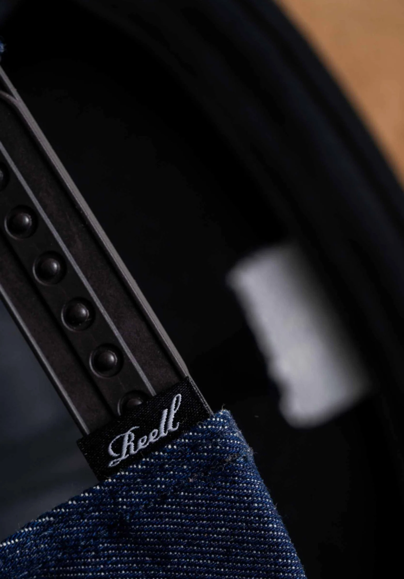 Suede 6-Panel - Image 2