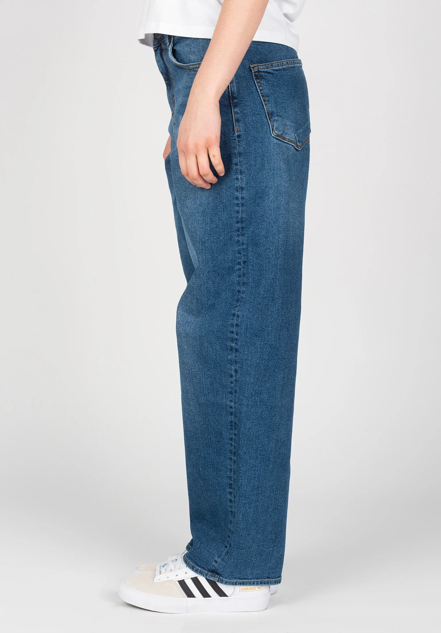 Women Chloé Baggy - Image 2